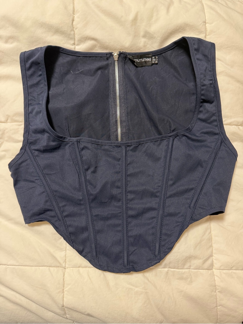 PrettyLittleThing Navy Corset Crop Top - Square Neck